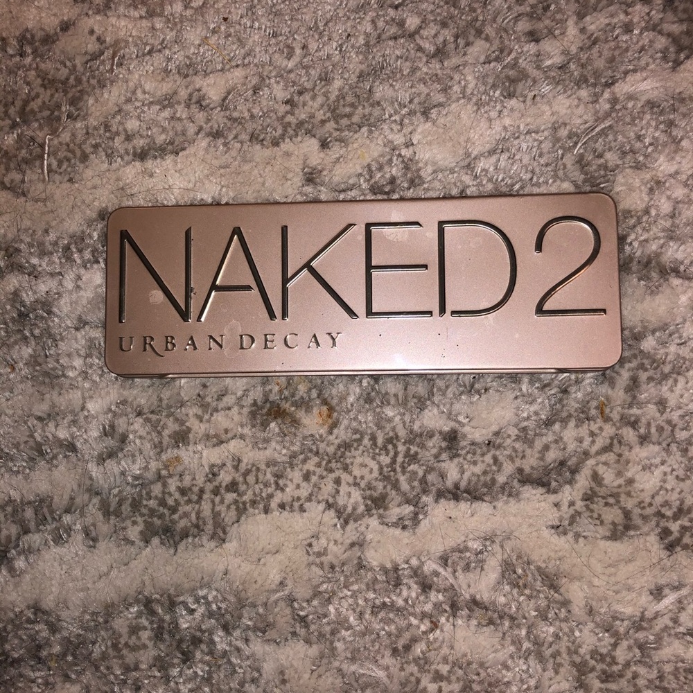 NAKED 2